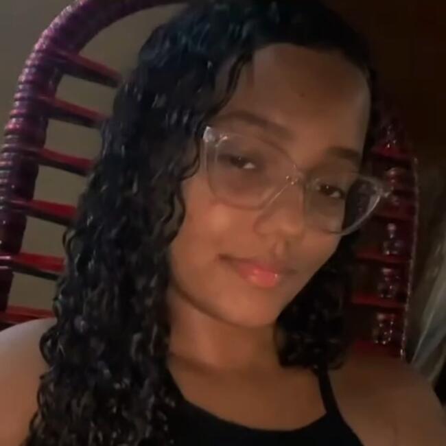 Babá em Cuiabá: Ana Cecília