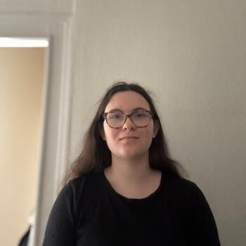 Babysitter in Villecresnes: Loan