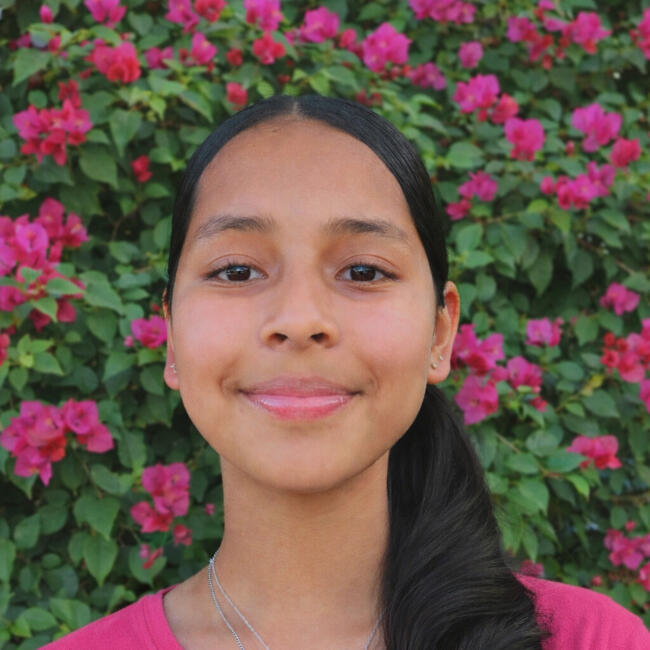 Babysitter in Reedley: Natalie