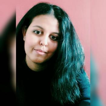 Babysitter Singapore: Maha