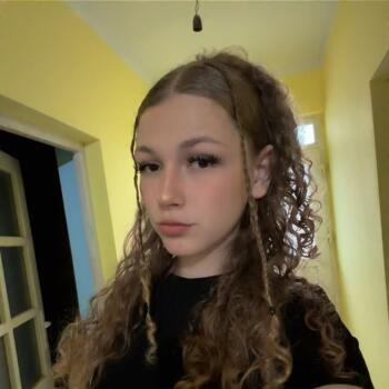 Babysitter Oradea: Elisabeta