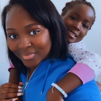 Babysitting job in Huddersfield: babysitting job Anesu