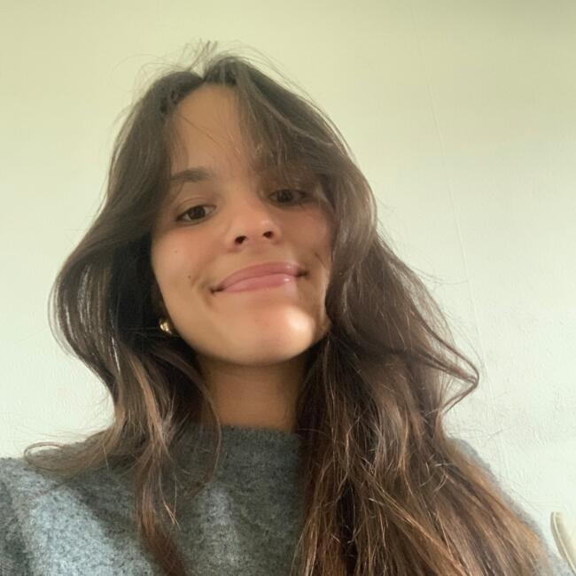 Babysitter in Ambarès-et-Lagrave: Saléna