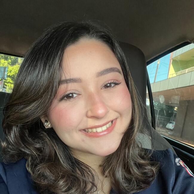 Babysitter in Foz do Iguaçu: Raissa