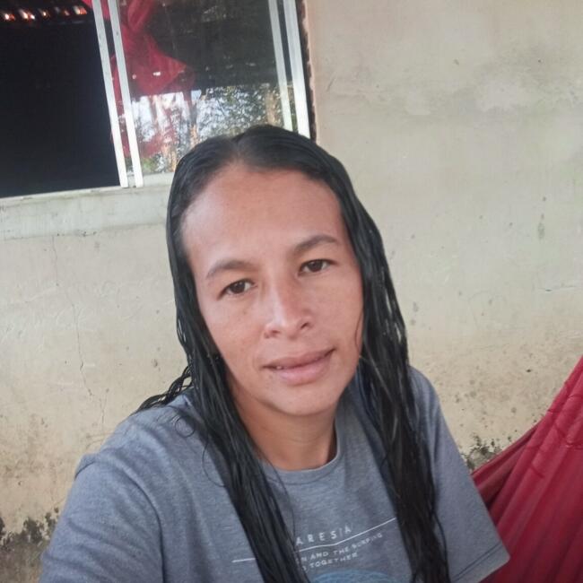 Emprego de babá em Palmas: Laiane