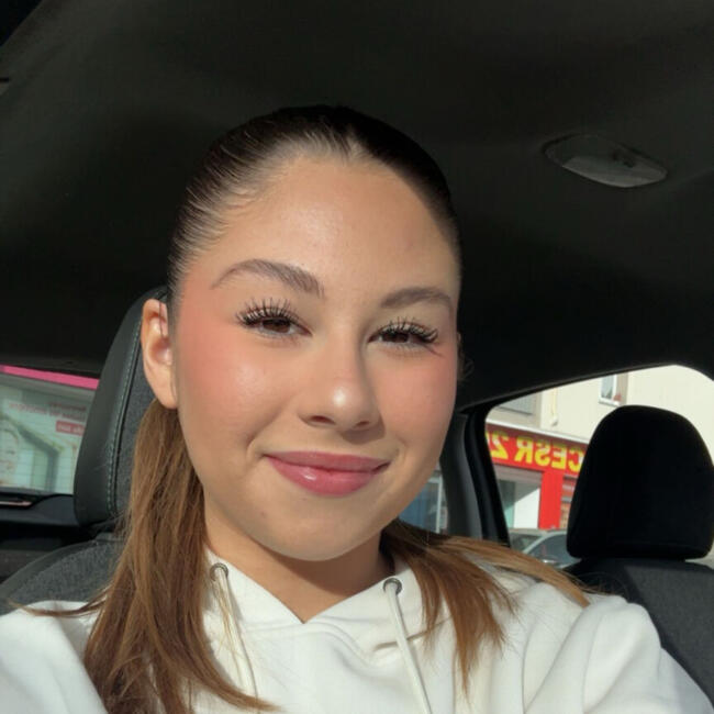 Babysitter in Bastia: Mélina