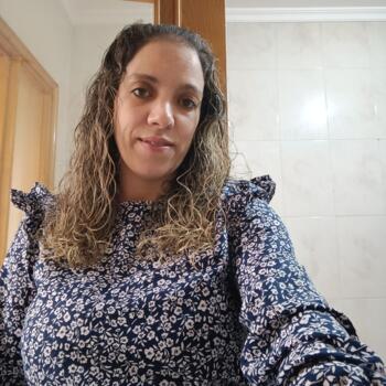 Babysitter Chaves: Carina