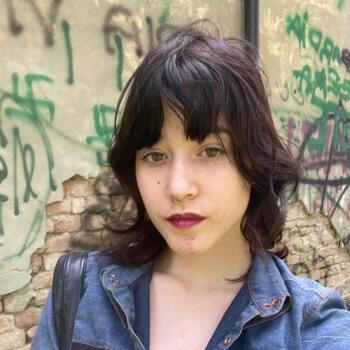 Babysitter Baveno: Nicole