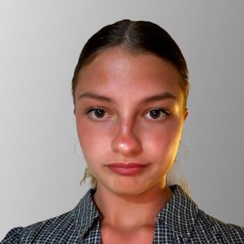 Babysitter in Vienna: Lara