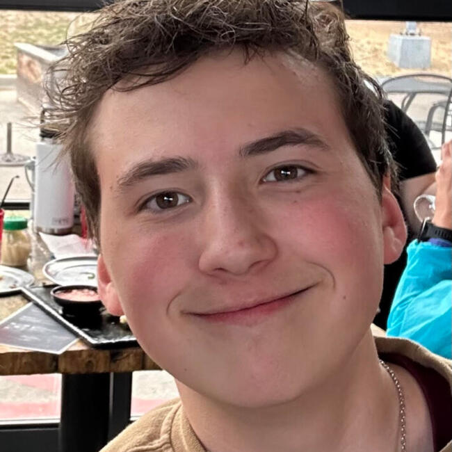 Babysitter in Lafayette (Colorado): Grayson