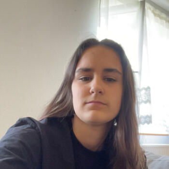 Babysitter in Listrac-Médoc: Manon