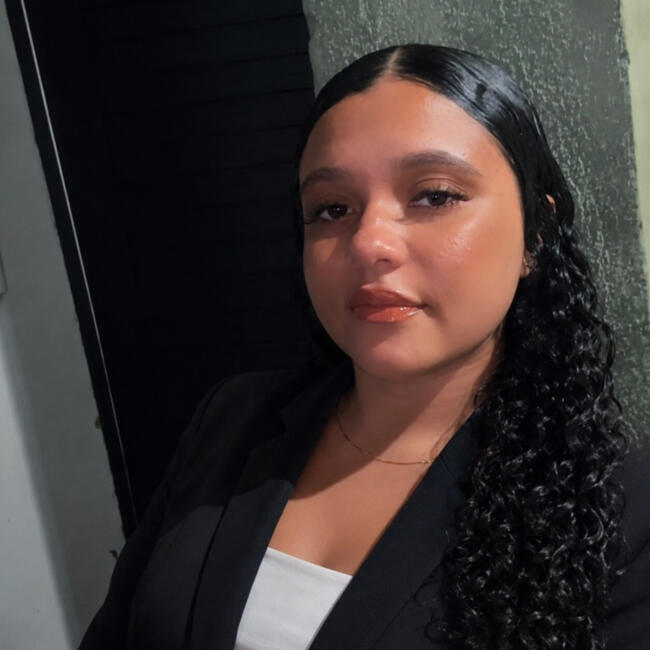 Babysitter in Belo Horizonte: Ana luiza