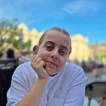 Babysitter in Bénac: Romane