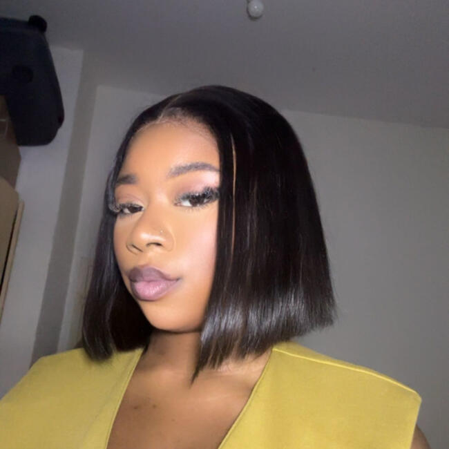 Babysitter in Court-Saint-Étienne: Keren