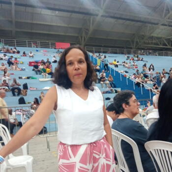 Babá em Carapicuíba: Marlene