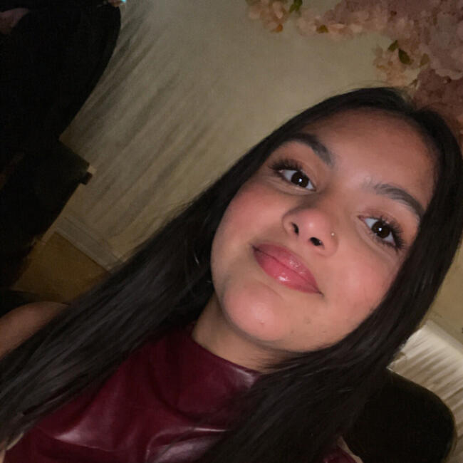 Babysitter in Clamart: Nour