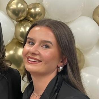 Babysitter in Angers: Angèle