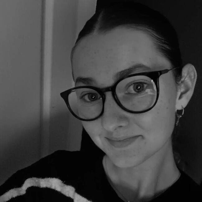 Babysitter in Cellettes: Pauline