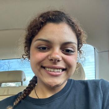 Babysitter in Kansas City (Kansas): Adelynn