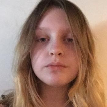 Babysitter in Oostende: Alana