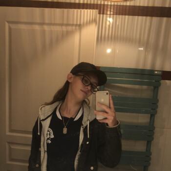 Babysitter in Trets: Julie