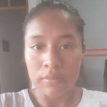 Babysitter in Santa Cruz: Anyeline yulit