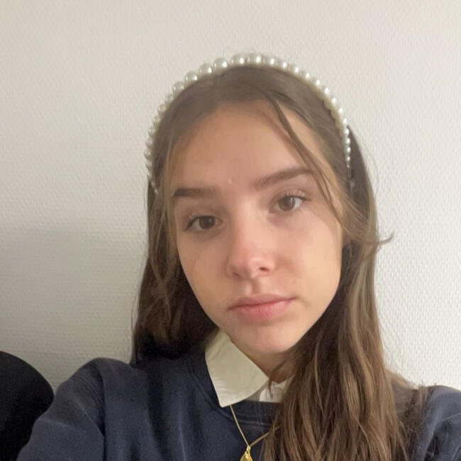 Babysitter in Tauxières-Mutry: Pauline