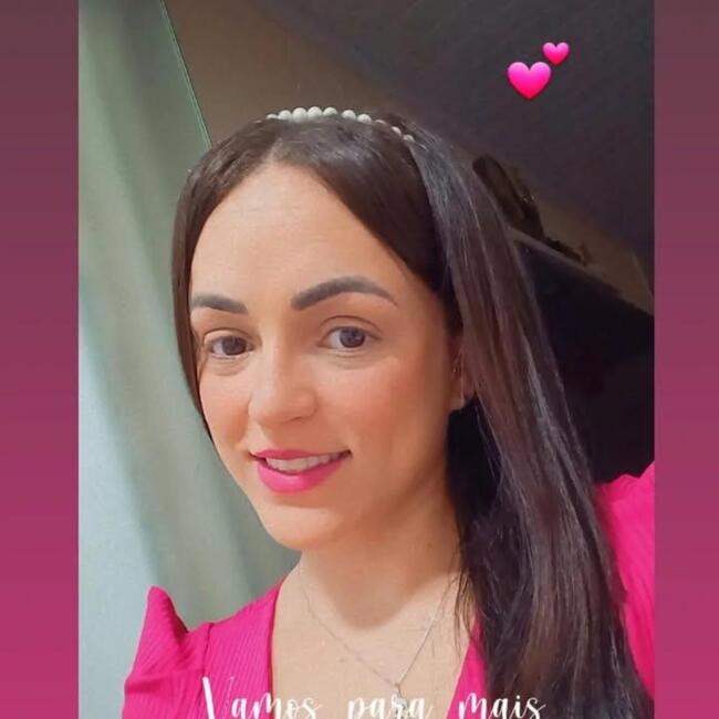 Babysitter in Brasília: Jessica