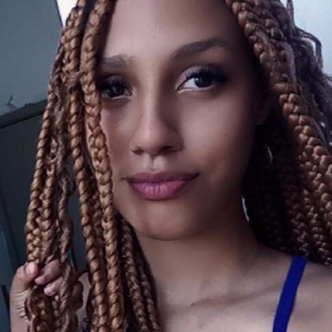 Babysitter in Guadalupe (Rio de Janeiro): Nina