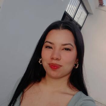 Babysitter in Los Guayos: Alejandra