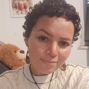 Babysitter São João da Talha: Franciele