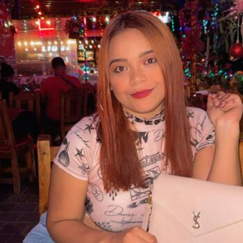 Babysitter in Medellín: Carolina