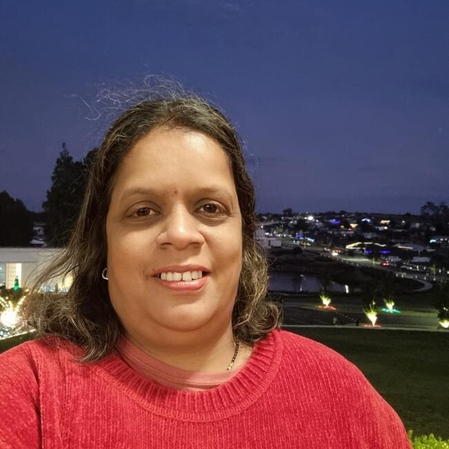 Babysitter in Hamilton: Sarita