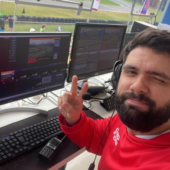 Emprego de babá em Itapema: Guilherme