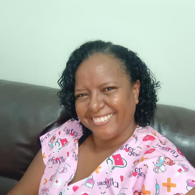 Babá em Uberaba: Luciana