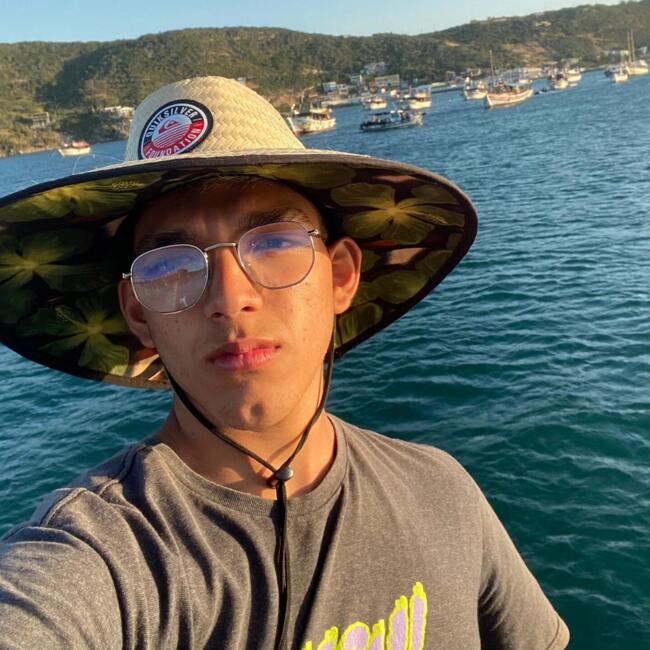 Babysitter in Lisbon: Arthur