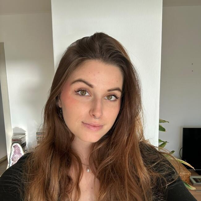 Babysitter in Kortrijk: Maria