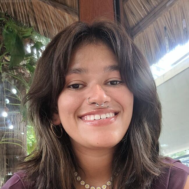 Babá em Porto Alegre: Jaqueline