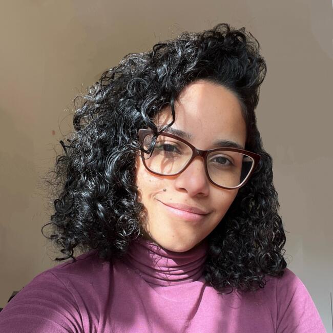 Babysitter in Sintra: Yasmim