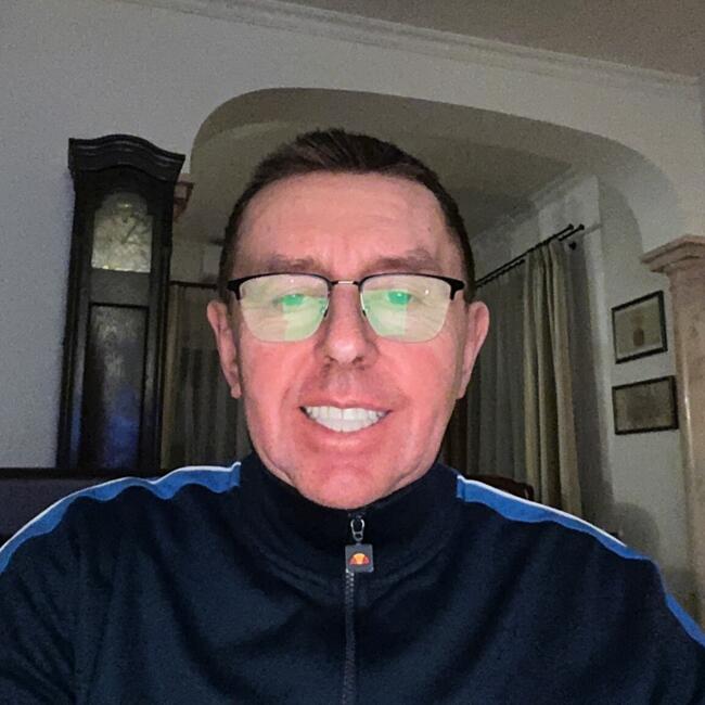 Praca dla opiekunki do dziecka w Pabianice: Dariusz