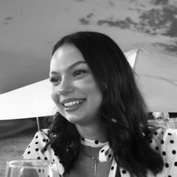 Babysitter Aix-en-Provence: Elena