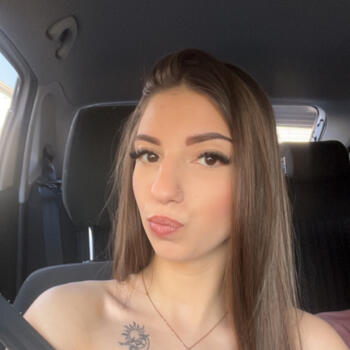 Babysitter in Anzin: Lauryne