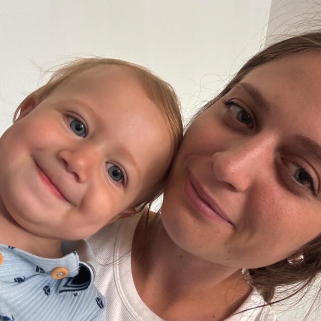 Baby-sitter in Cham: Lourdes