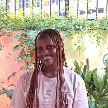 Babysitter Entebbe: Winnie