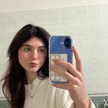 Babysitter in The Hague: Diana