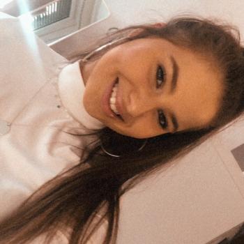 Babysitter Krefeld: Celina