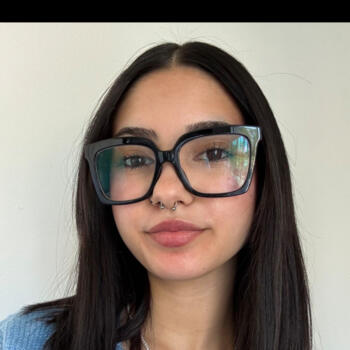 Babysitter in Zutendaal: Elisa