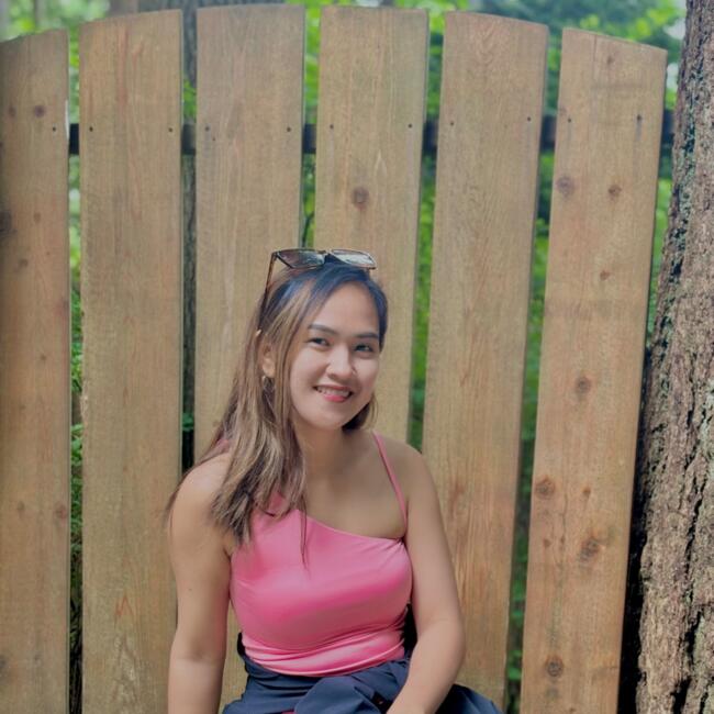 Babysitter in Burnaby: Nina