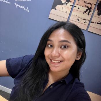 Babysitting job in Tangerang: babysitting job Vionita