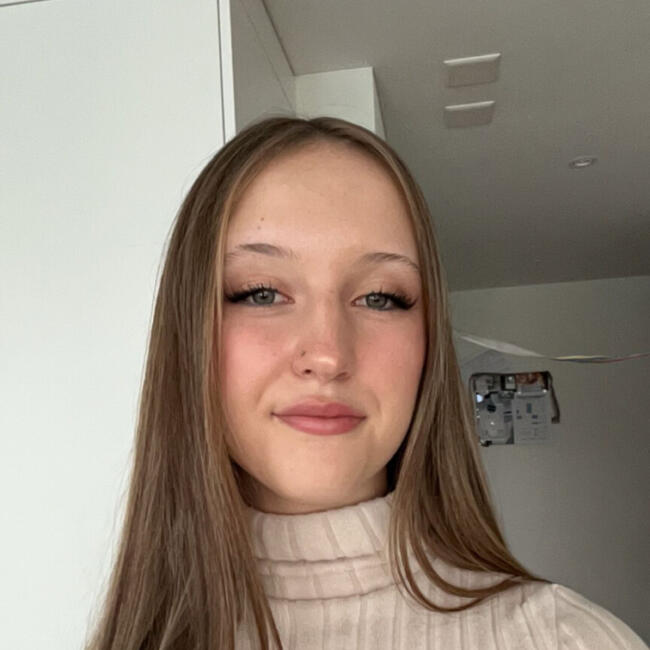 Babysitter in Wittenbach: Anissa